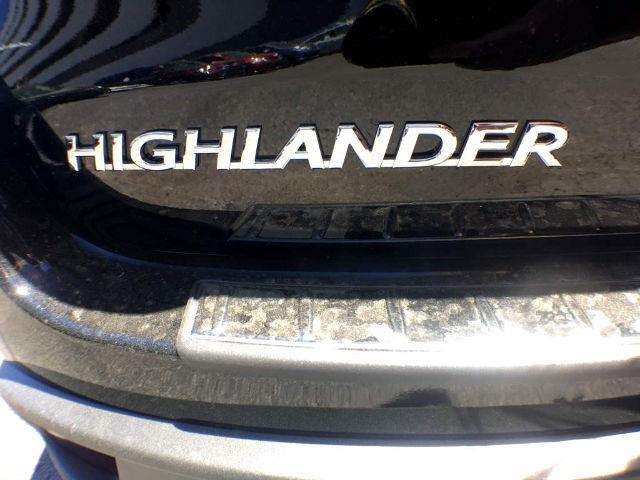 2017 Toyota Highlander LE V6